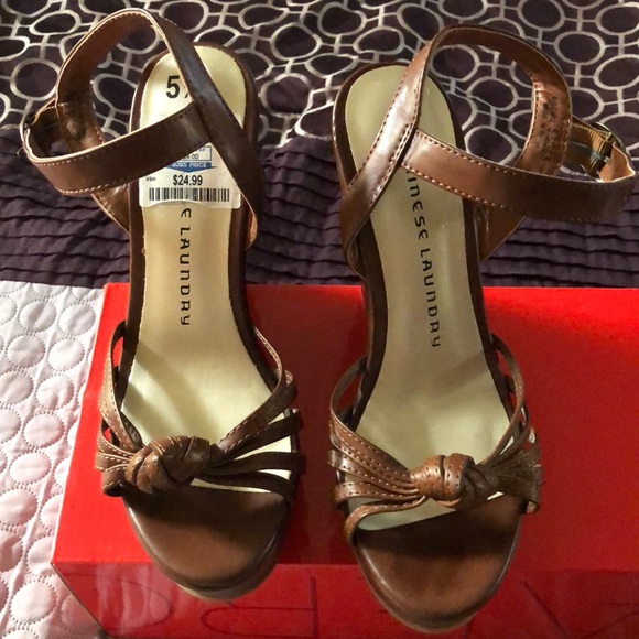 Brown Wedges so perfect for spring - Picture 2 of 3